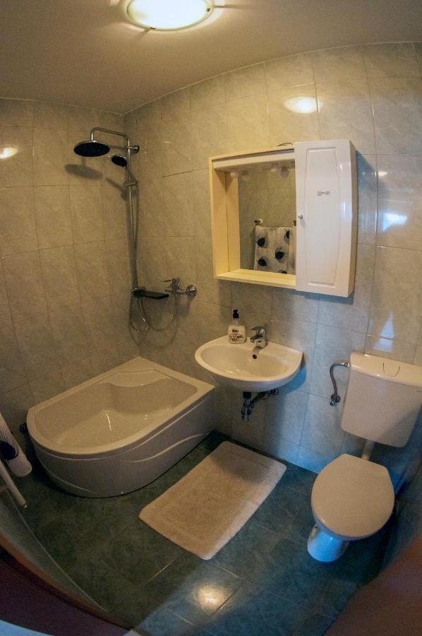 House /villa Maja *