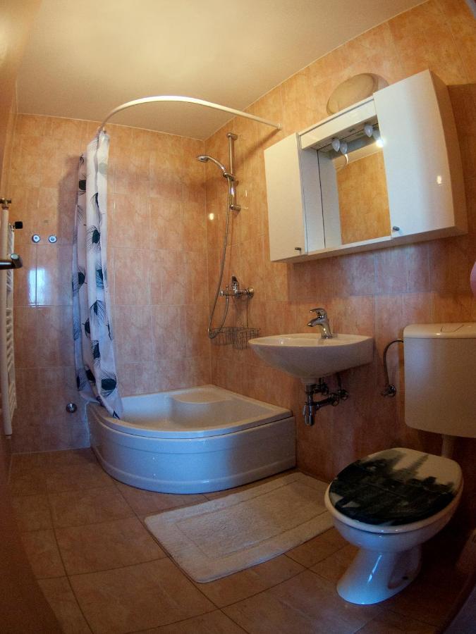 House /villa Maja